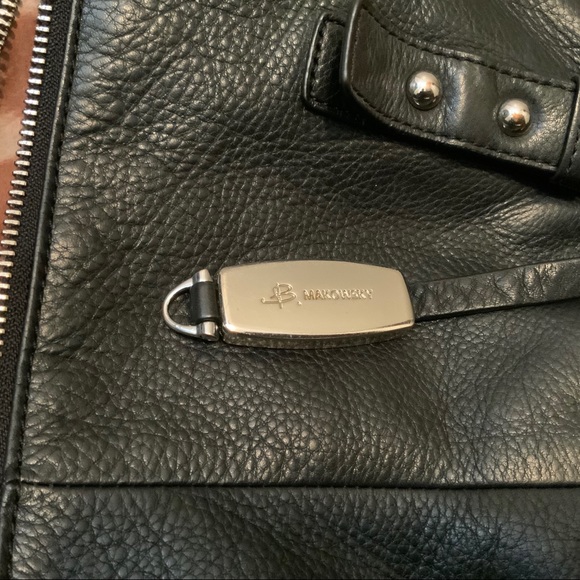 B. Makowsky Black Leather handbag - Picture 3 of 14